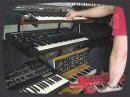 RetroSound nous prsente une dmo de vintage synth avec le couple Roland SH-101 et le Juno-60, toute une poque d'avant MIDI (1982/1983)
